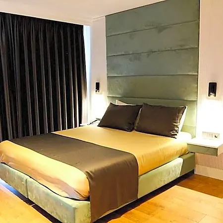 Axu Airport 5*