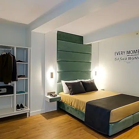 מלון Axu Airport 5*