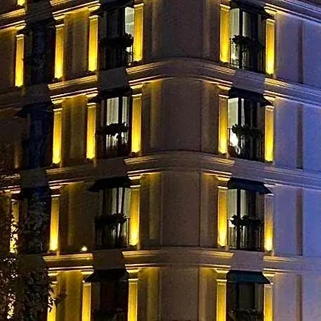 Axu Airport Hotell 5*