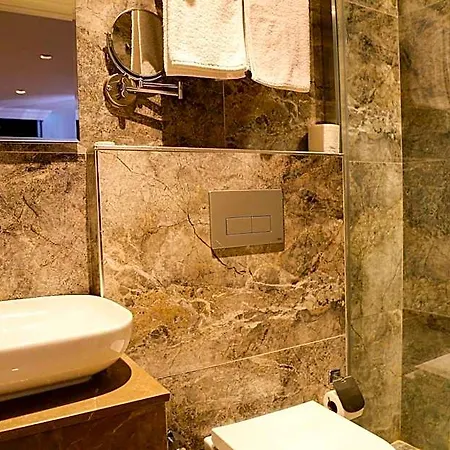 Axu Airport 5* Istanbul
